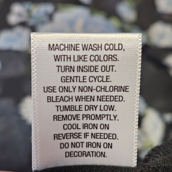 Disney Princess Dress Cold Shoulder Black Blue Floral Size L - Picture 12 of 12